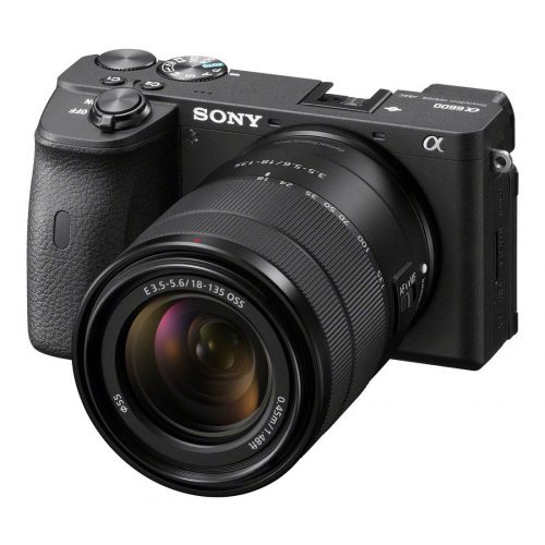 Sony a6600 + 18-135mm