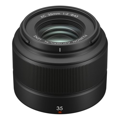 Fujifilm XC 35mm f/2.0