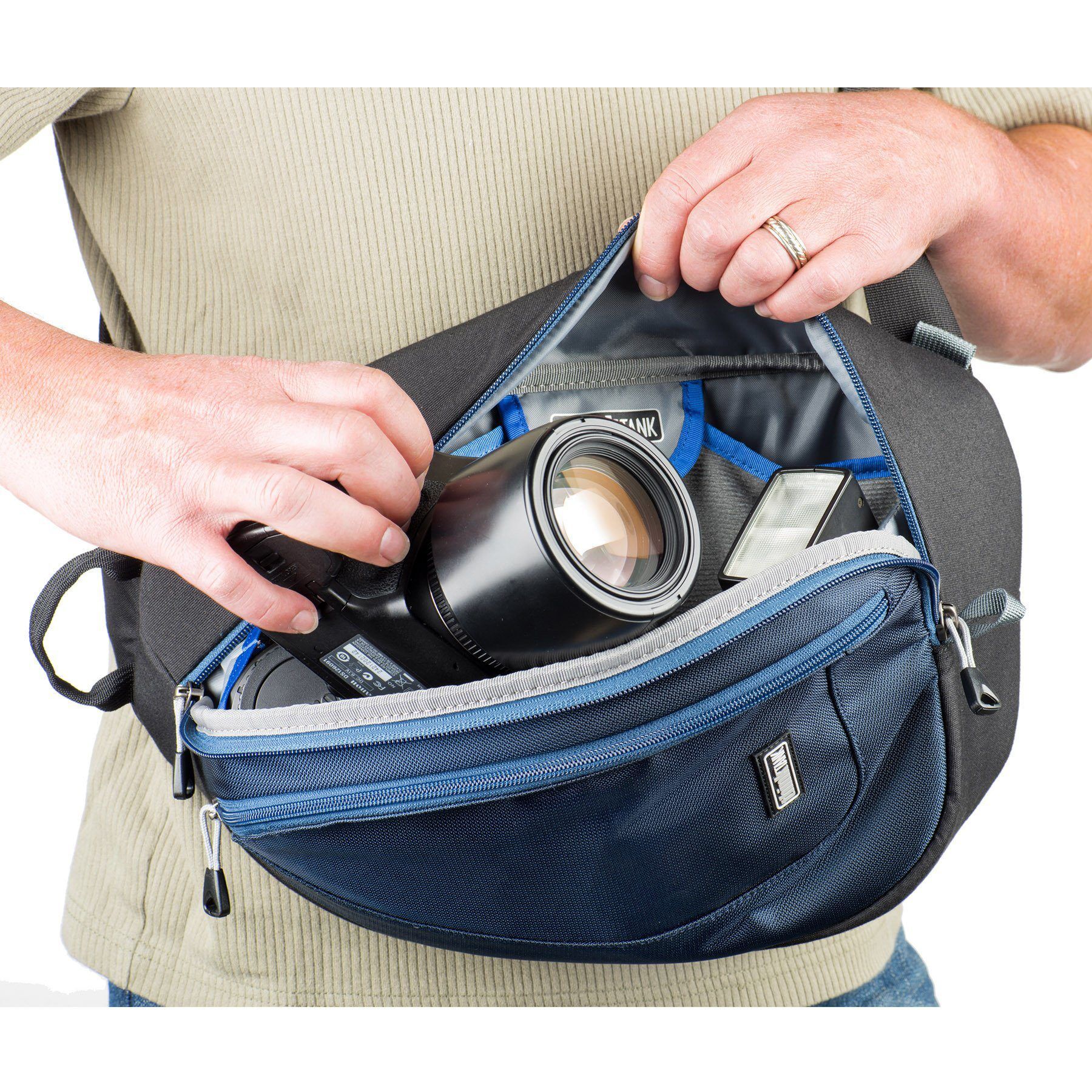 Think Tank TurnStyle 20 v2.0 charcoal Ringfoto Meppel