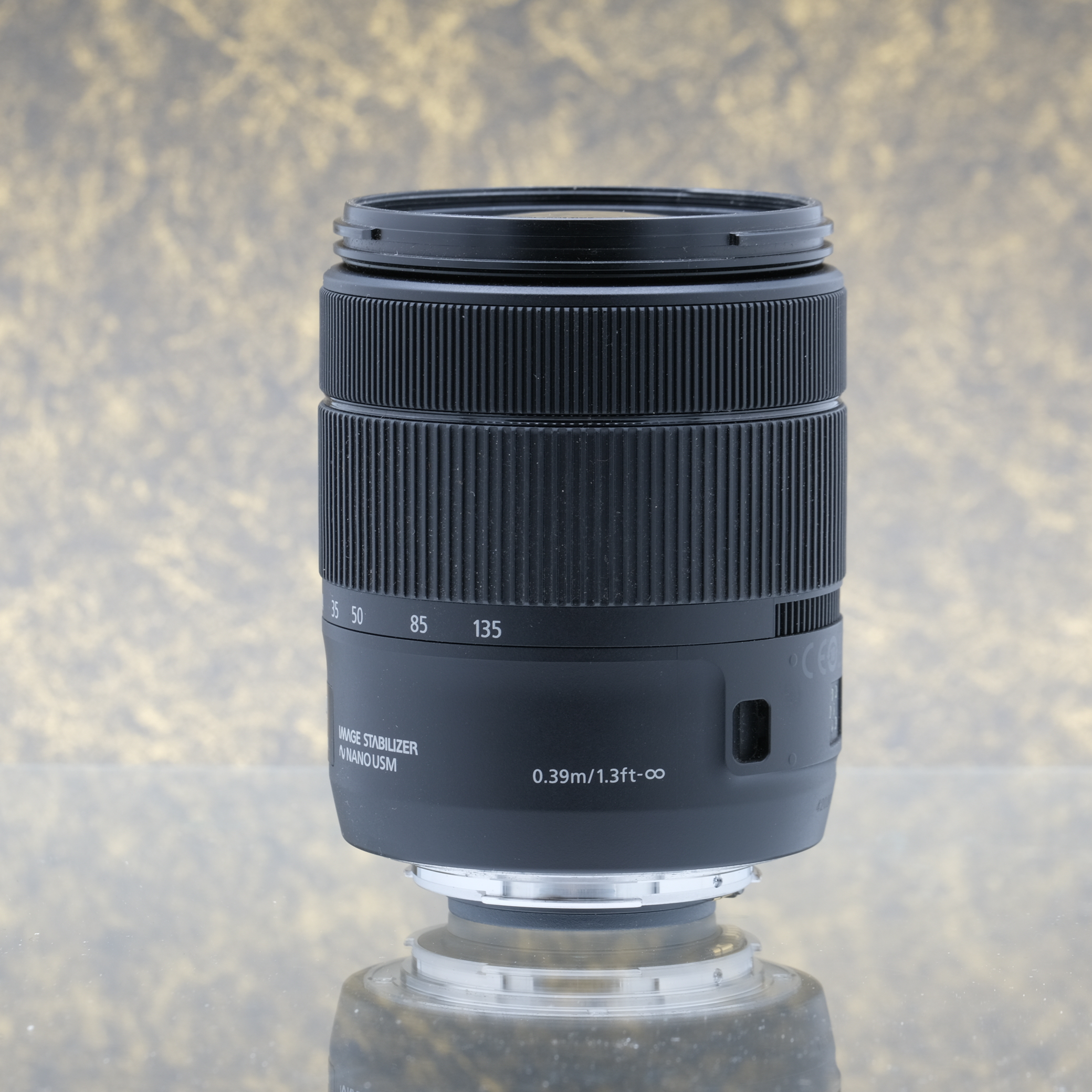 Canon EF-S 18-135mm f/3.5-5.6 IS USM - Tweedehands