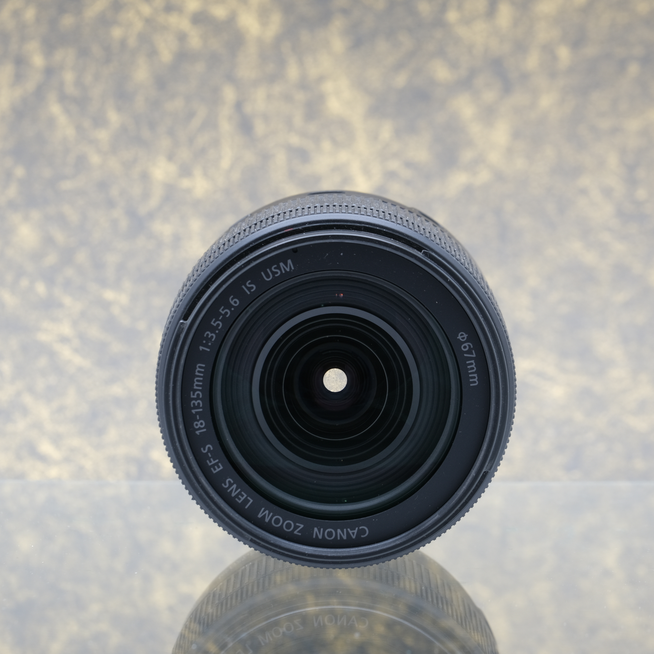 Canon EF-S 18-135mm f/3.5-5.6 IS USM - Tweedehands