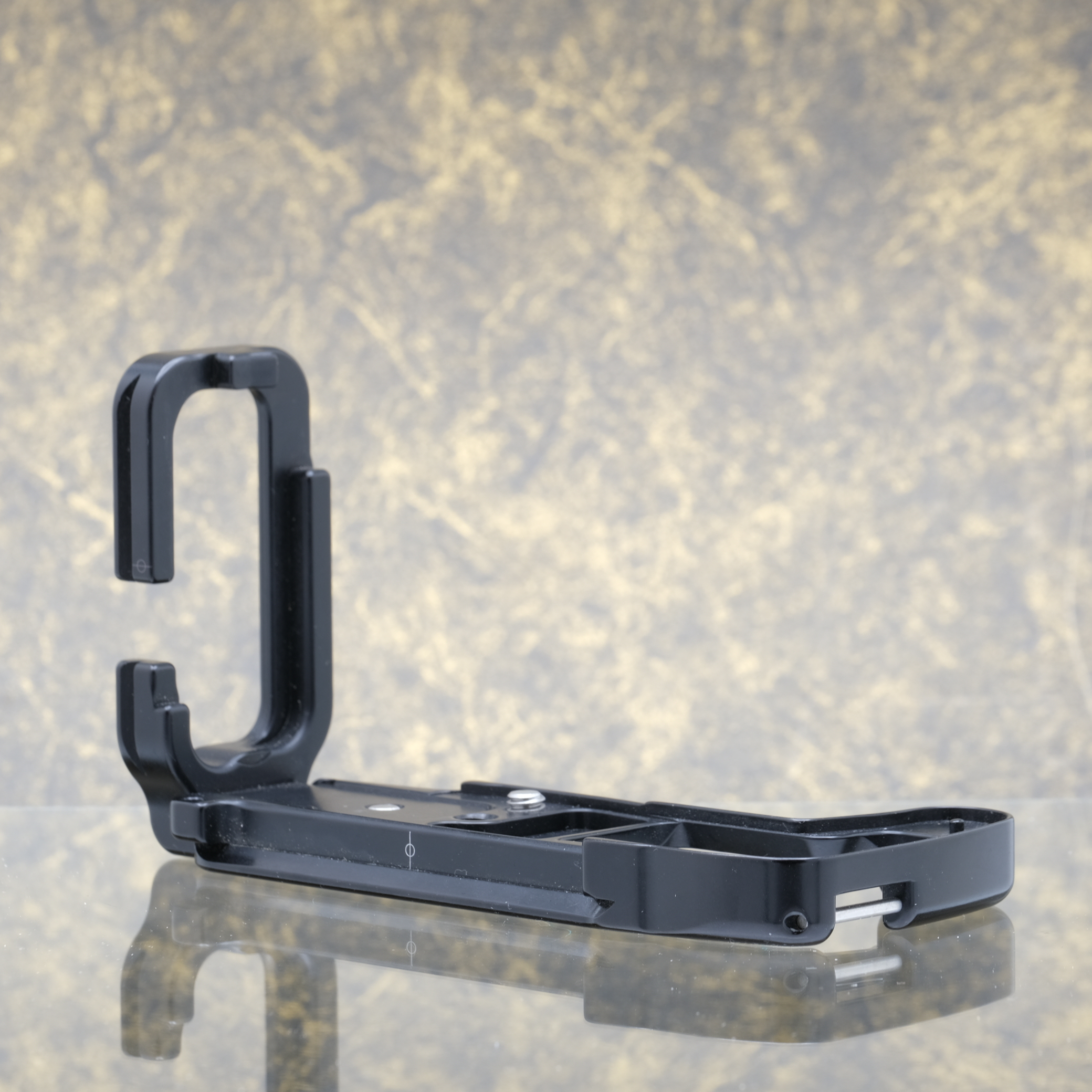 RRS BOEM2 L-plate voor Olympus E-M1 Mark II, Mark III - Tweedehands