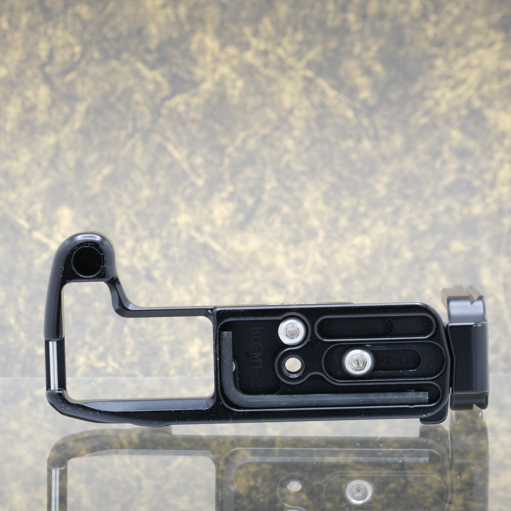 RRS BOEM2 L-plate voor Olympus E-M1 Mark II, Mark III - Tweedehands