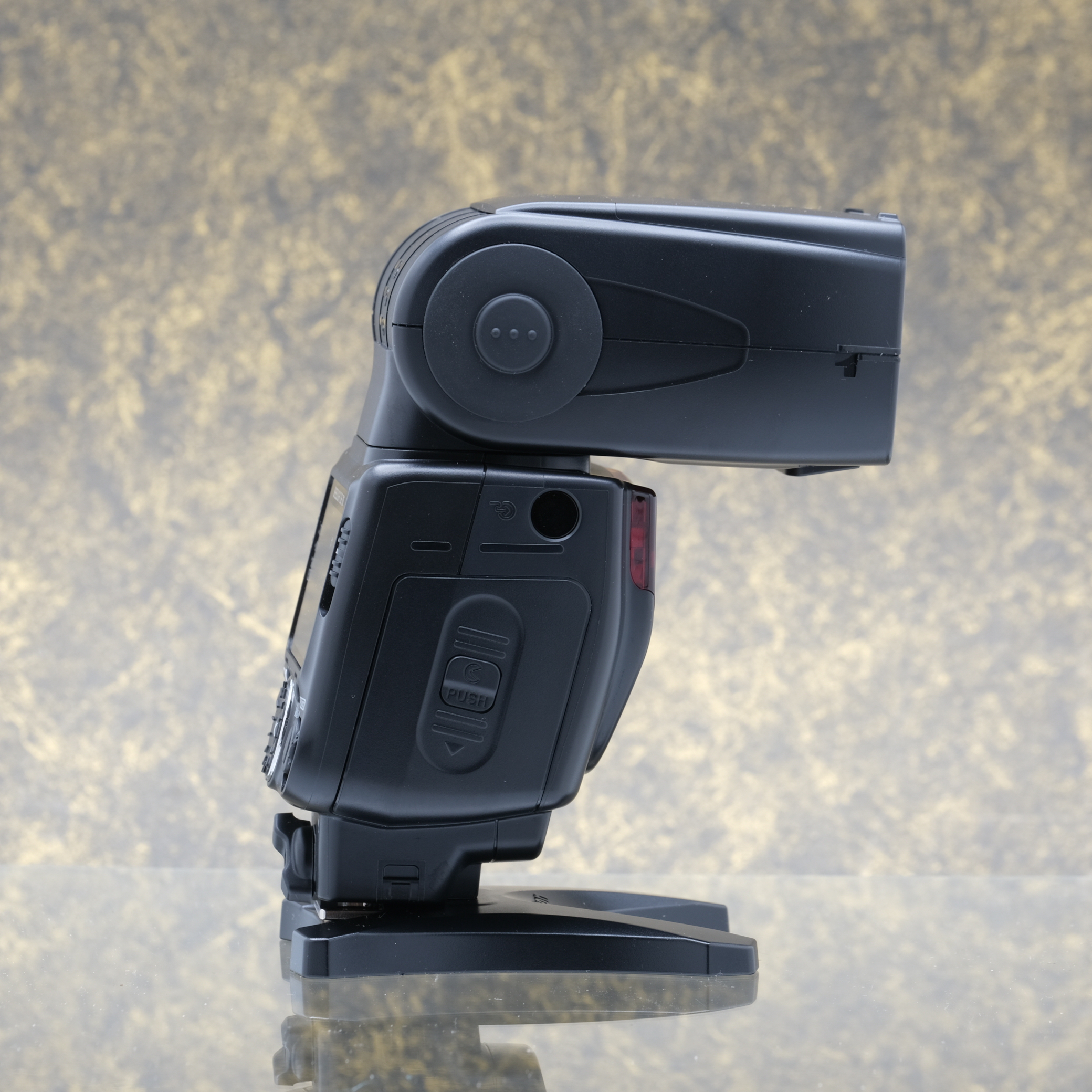 Nikon Speedlight SB-700 - Tweedehands