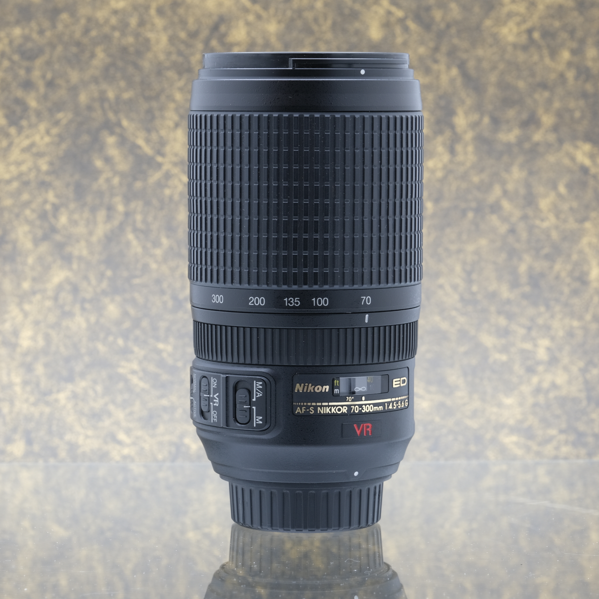 Nikon AF-S Nikkor 70-300mm f/4.5-5.6G ED VR - Tweedehands