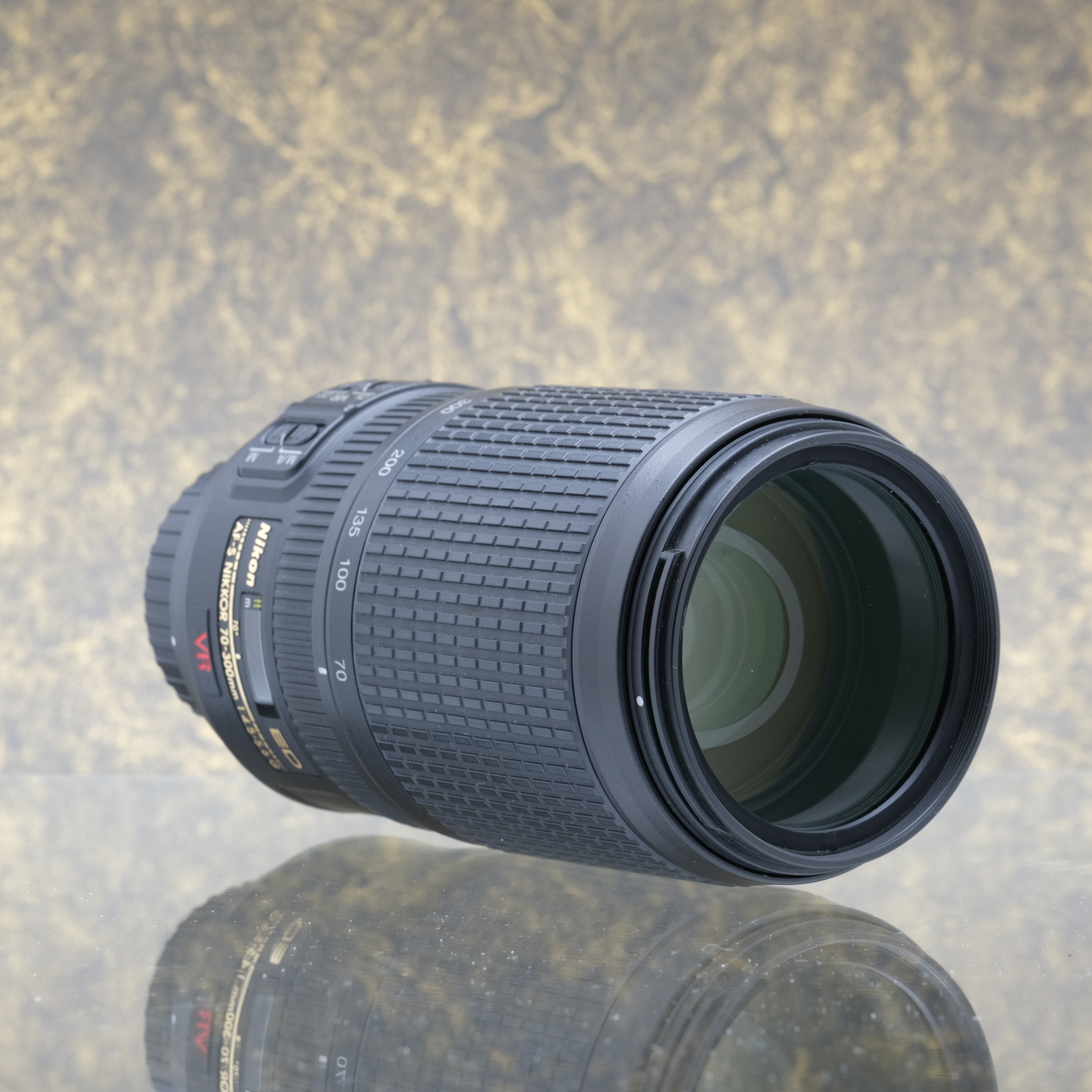 Nikon AF-S Nikkor 70-300mm f/4.5-5.6G ED VR - Tweedehands