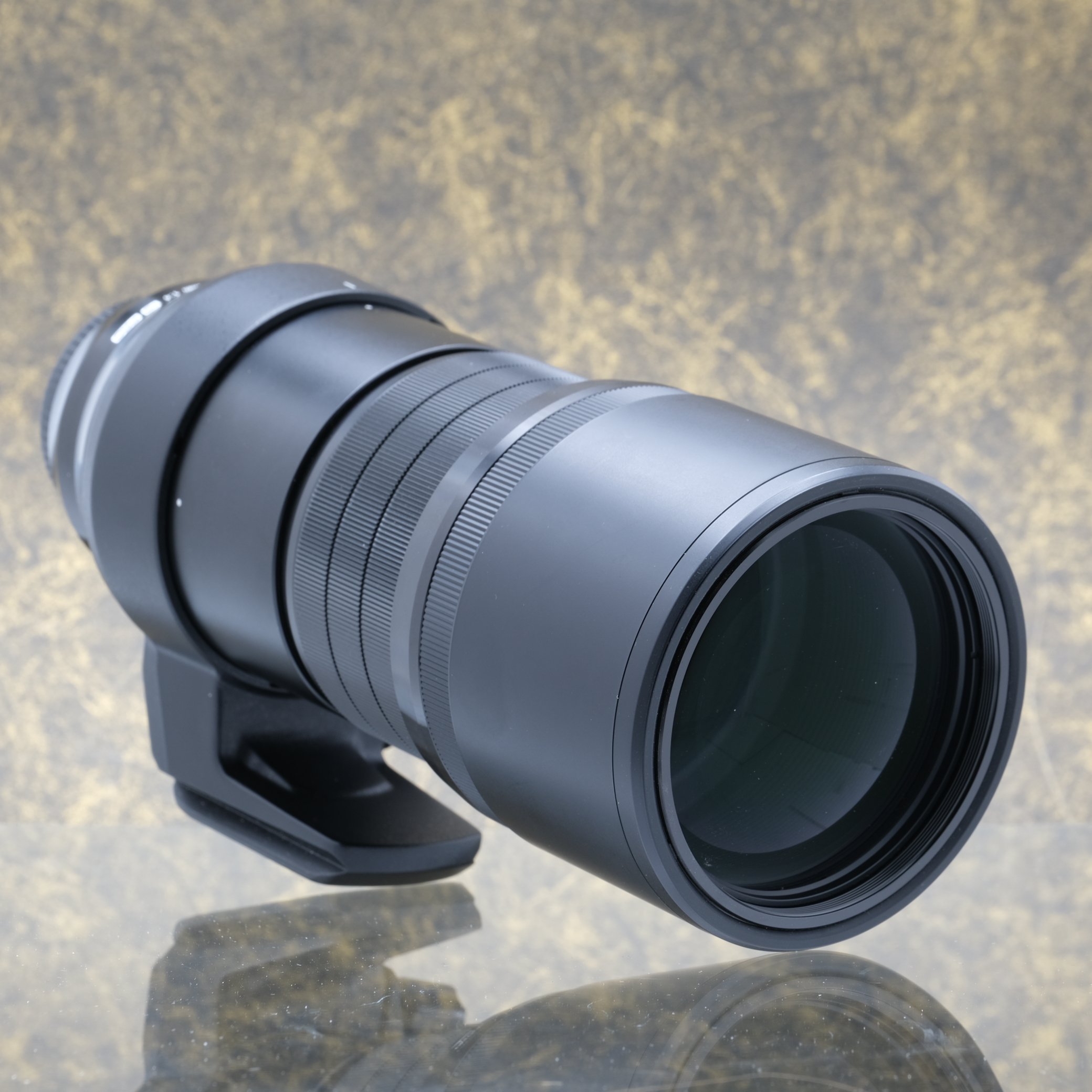 Olympus M.Zuiko Digital ED 300mm f/4.0 IS PRO - Tweedehands