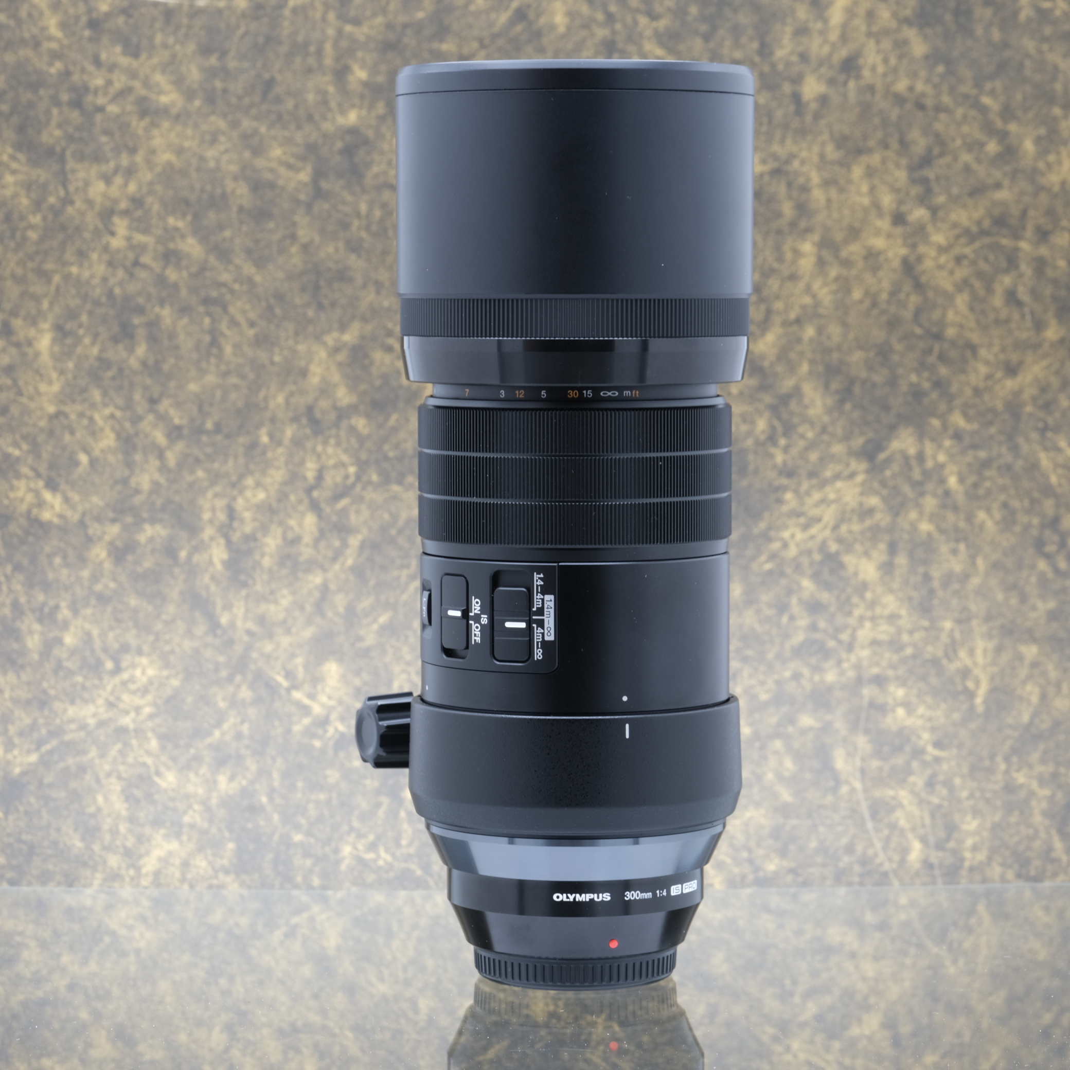 Olympus M.Zuiko Digital ED 300mm f/4.0 IS PRO - Tweedehands