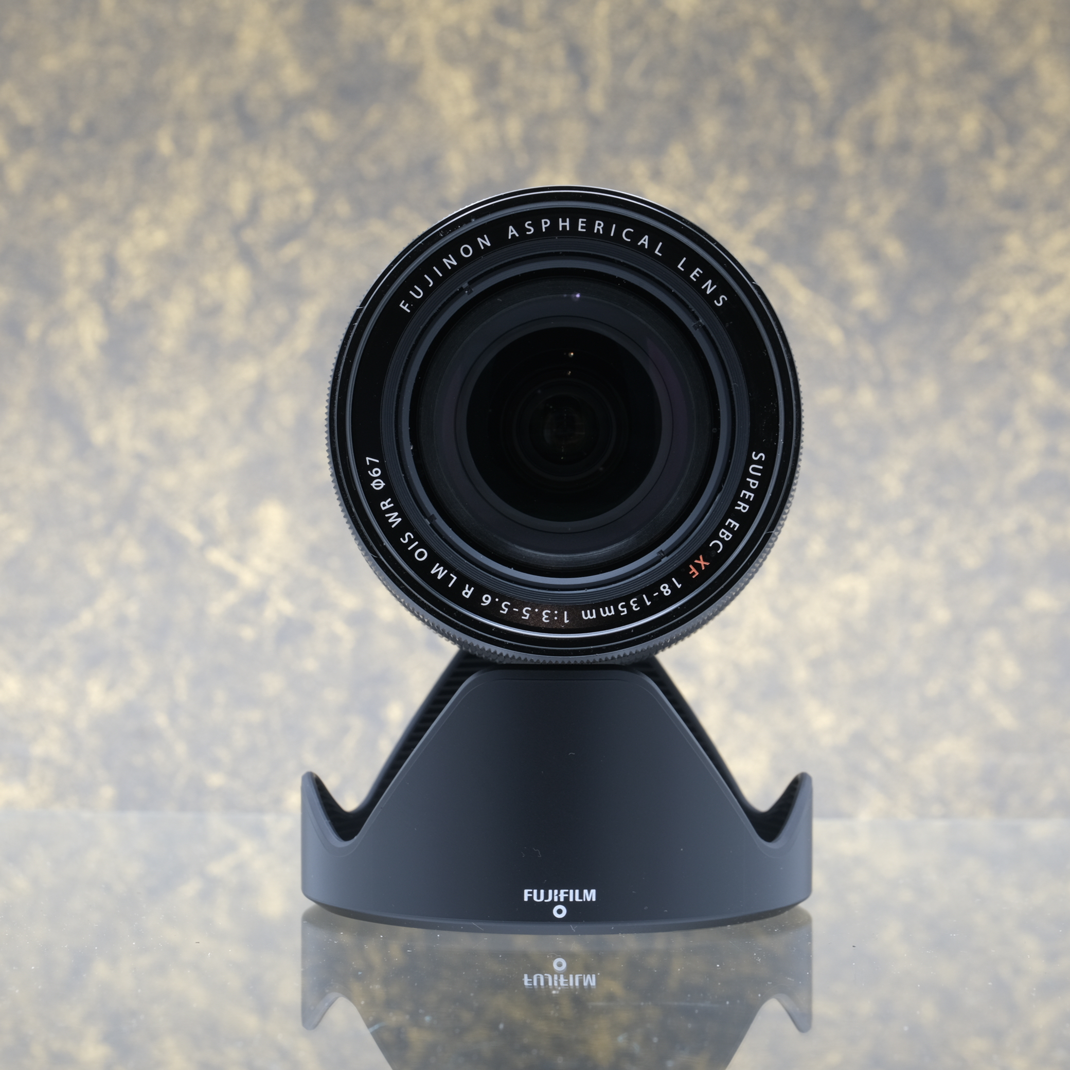 Fujifilm XF 18-135mm f/3.5-5.6 R L OIS WR - Tweedehands