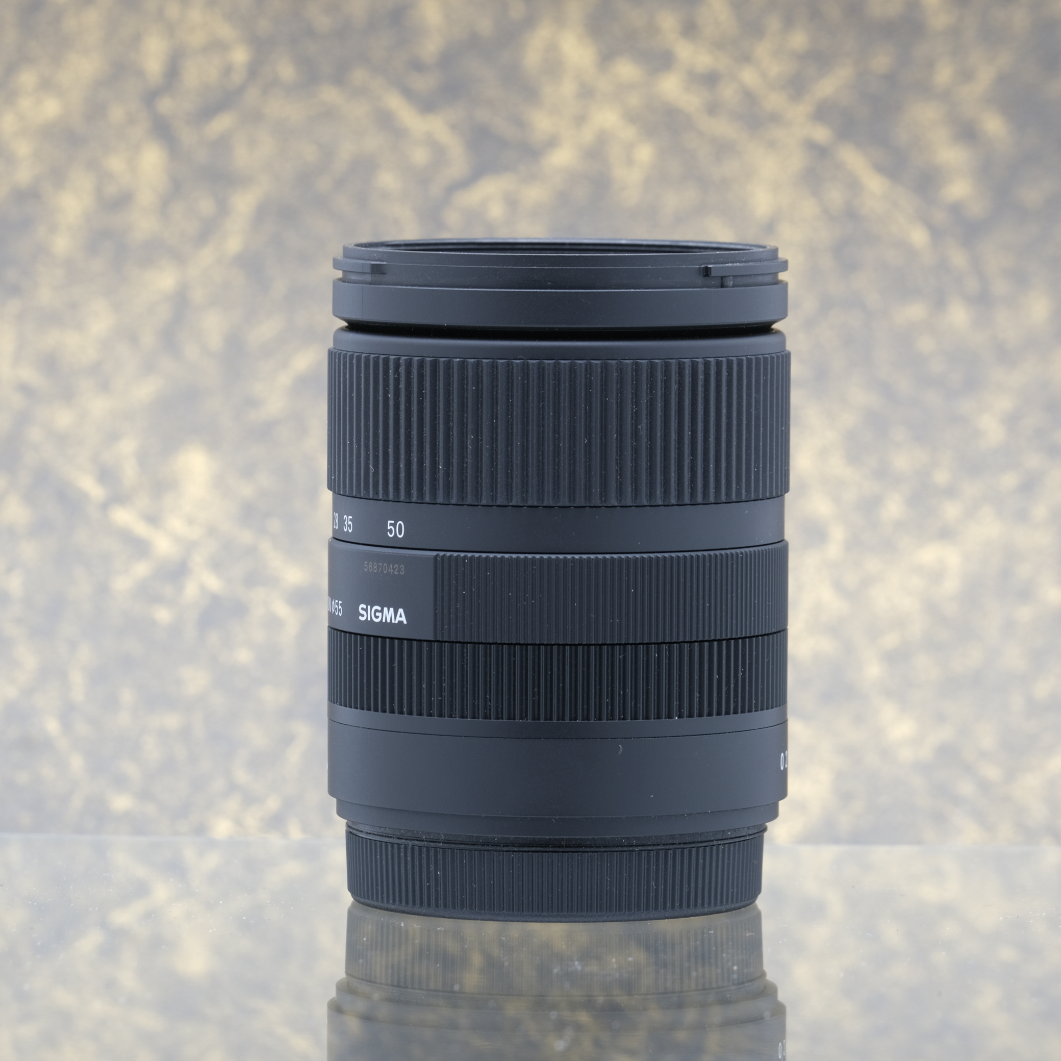 Sigma 18-50mm f/2.8 DC DN Contemporary voor Fujifilm - Tweedehands