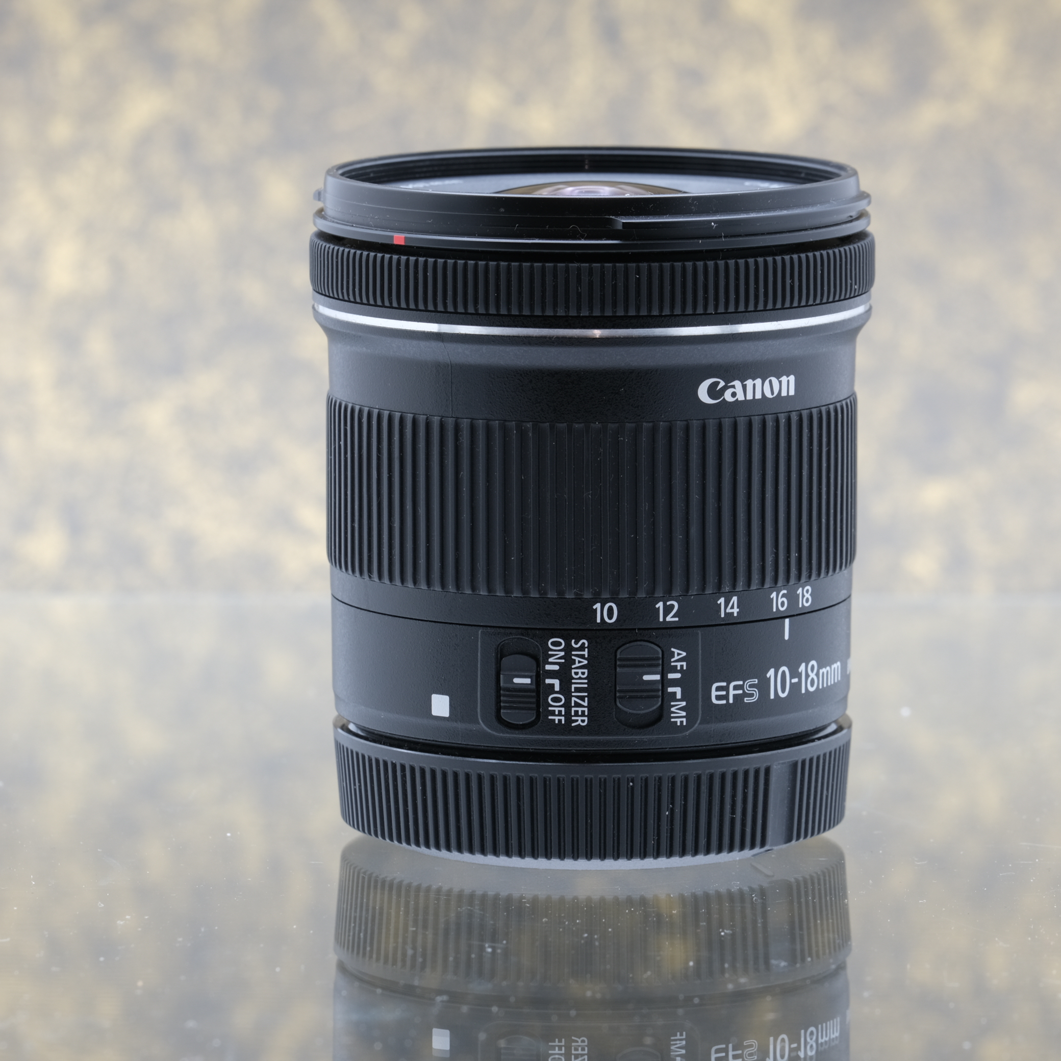 Canon EF-S 10-18mm f/4.5-5.6 IS STM Macro - Tweedehands