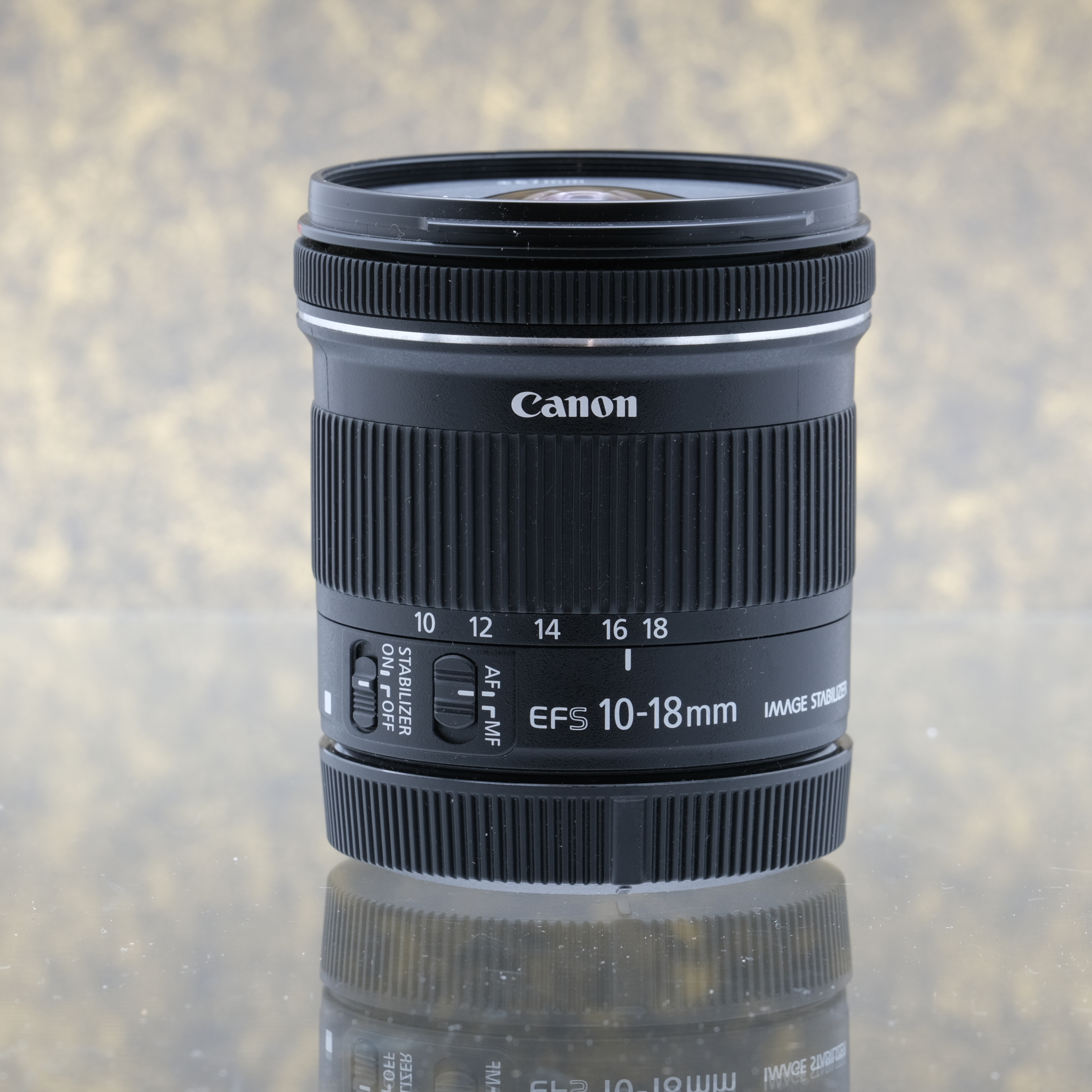 Canon EF-S 10-18mm f/4.5-5.6 IS STM Macro - Tweedehands