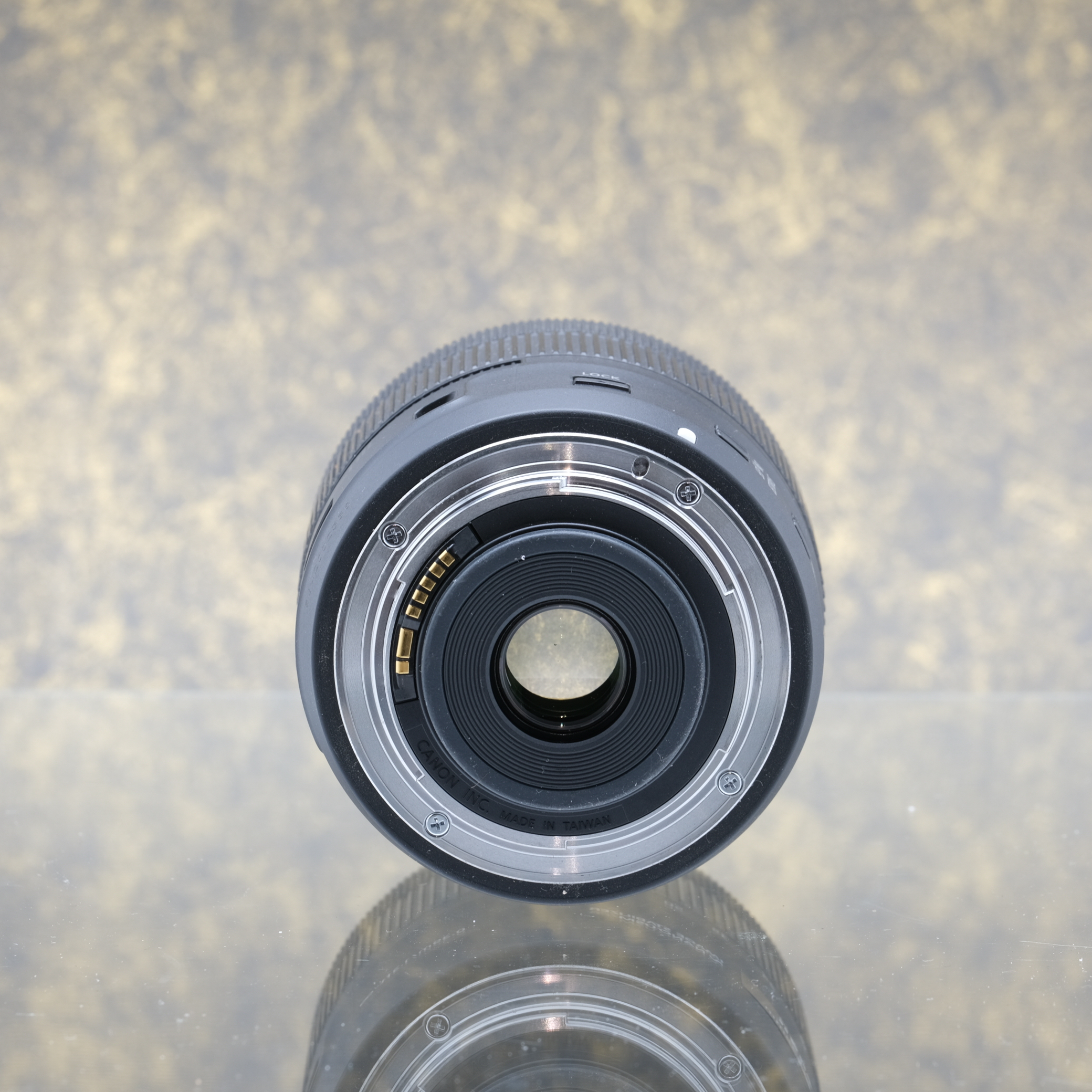 Canon EF-S 18-135mm f/3.5-5.6 IS USM - Tweedehands