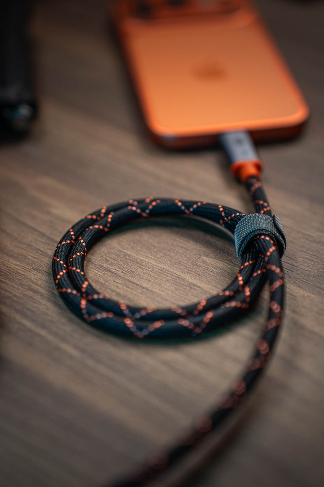 Jupio x Pr1meGear Thunderbolt 4 Cable 75 cm