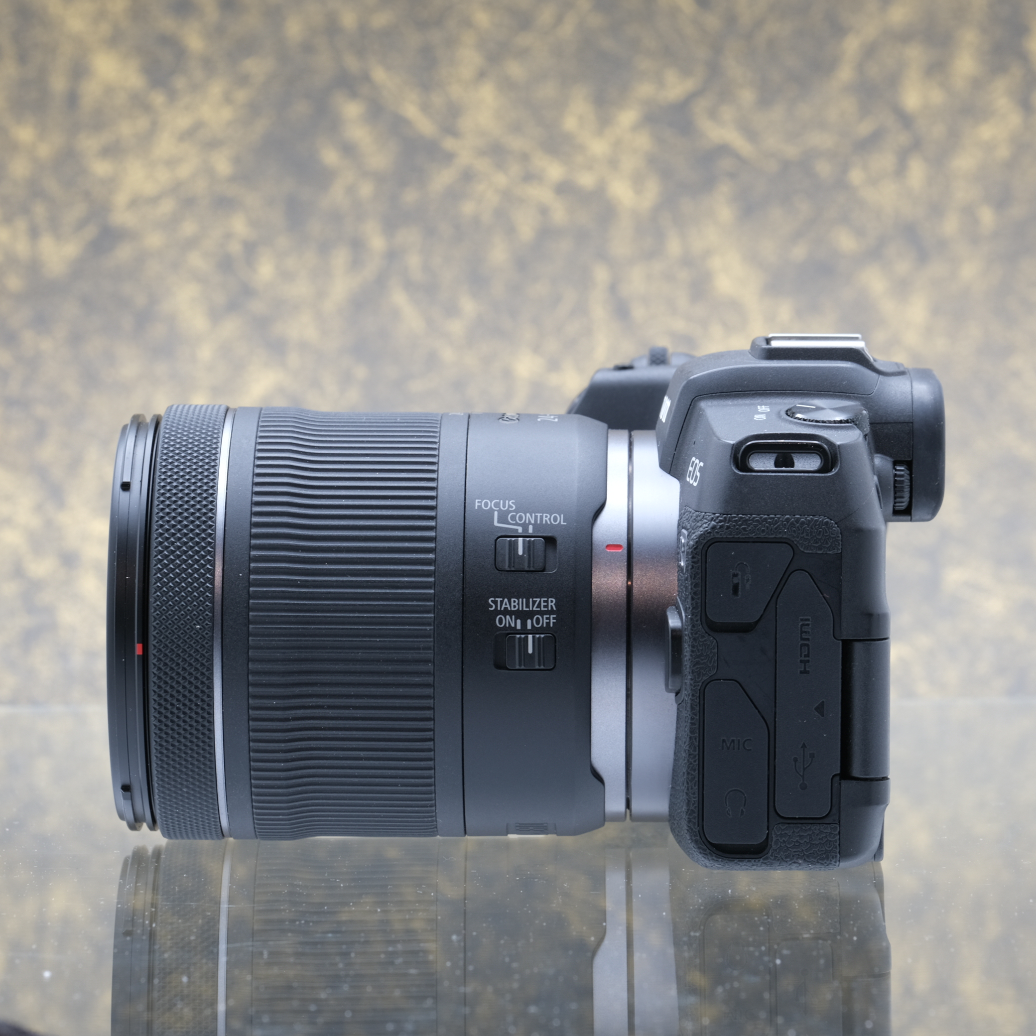 Canon EOS RP + 24-105mm f/4-7.1 IS STM - Tweedehands