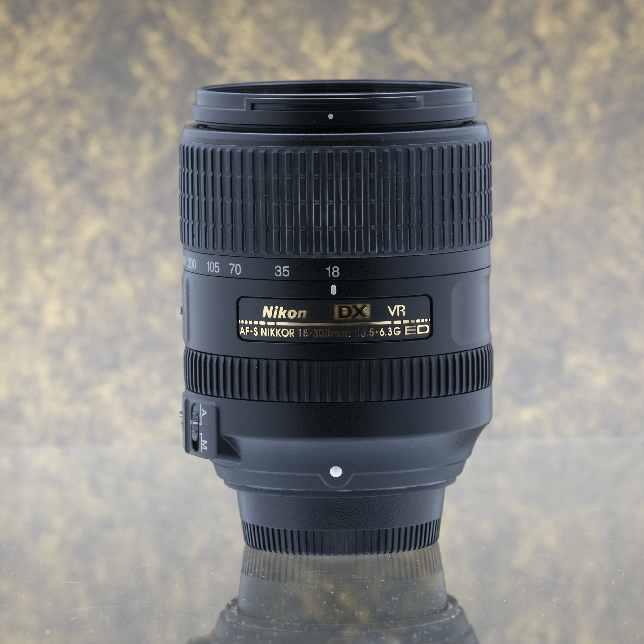 Nikon AF-S DX 18-300mm f/3.5-6.3G ED VR - Tweedehands