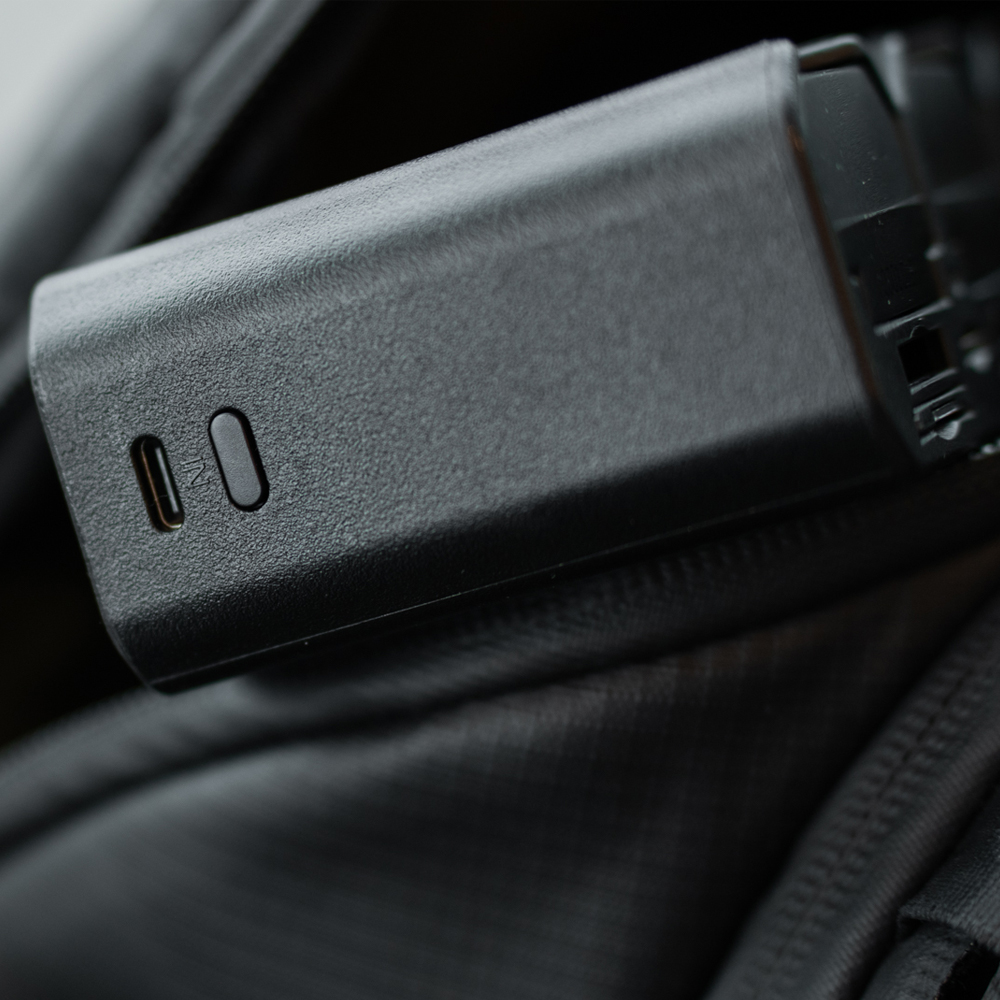 Jupio Pr1me Gear Tri-Charge BLK22